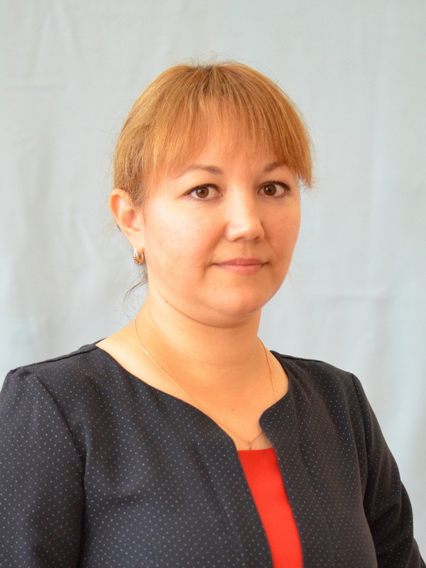 Лопасова Светлана Александровна.